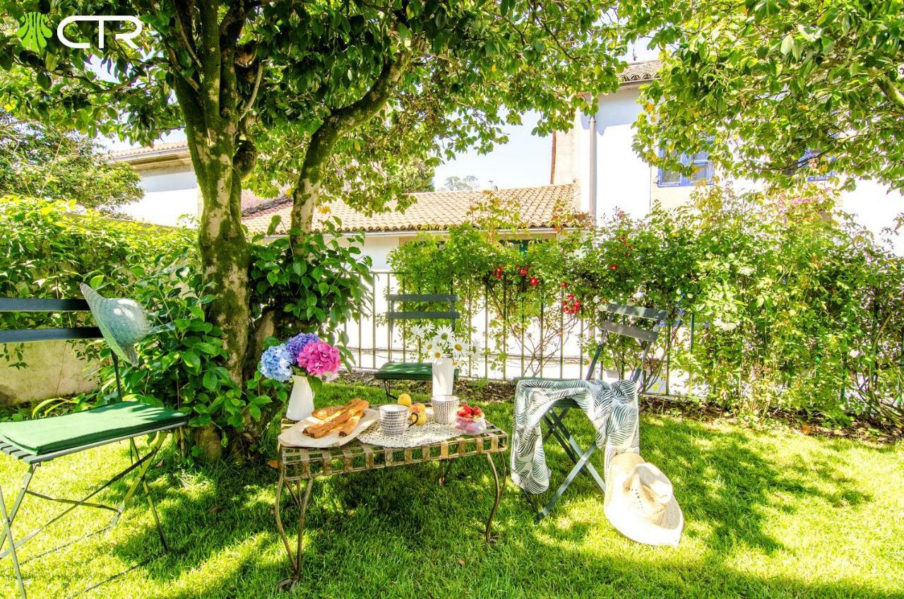 Next To Cathedral With Garden Apartamento Santiago de Compostela Exterior foto